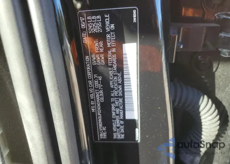 2018 Volvo S90 T5 Momentum z USA, uszkodzony, nr VIN LVY982MK8JP024040